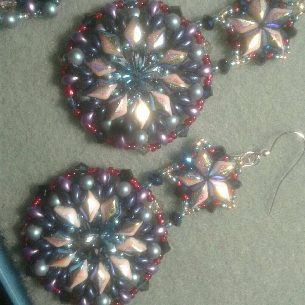 Stars with crystals earrings